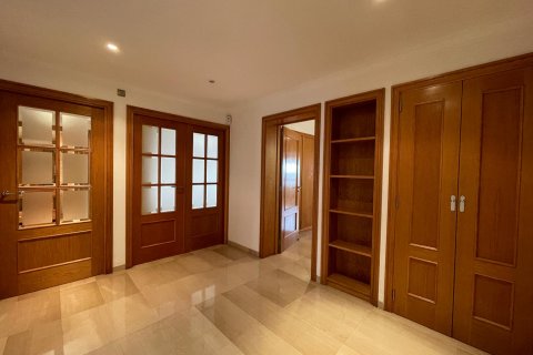 Apartament w Palma de Majorca, Mallorca, Hiszpania 3 sypialnie, 140 mkw. nr 140531 – zdjęcie 3