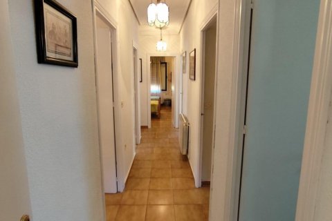 Villa en venta Torrevieja, Alicante, España 4 dormitorios, 195 m2 No. 113168 - foto 6