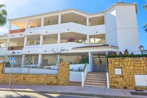 Apartment for rent Marbella, Malaga, Spain 3 bedrooms, 136 sq.m. No. 109565 - photo 16