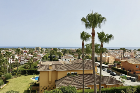 Apartment for sale La Atalaya, Malaga, Spain 3 bedrooms, 100 sq.m. No. 109570 - photo 16