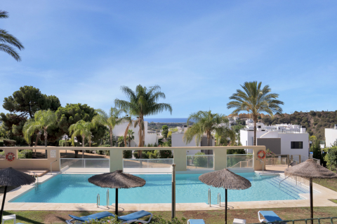 Lägenhet till salu Estepona, Malaga, Spanien 3 sovrum, 137 kvm. Nr. 109600 - foto 1