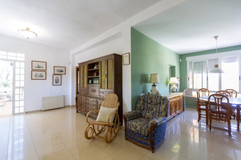 Villa till salu i Alzira, Valencia, Spanien 6 sovrum, 206 kvm. Nr. 143607 - foto 13