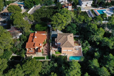 Villa till salu i Alzira, Valencia, Spanien 6 sovrum, 206 kvm. Nr. 143607 - foto 3