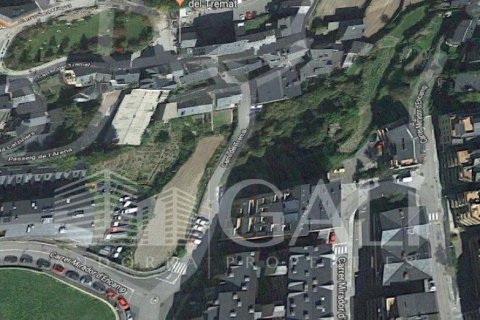 Tontti Principado De Andorra (Ninguna Poblacion Tiene C.P.), Lleida, Espanja 4400 m2 No. 156735