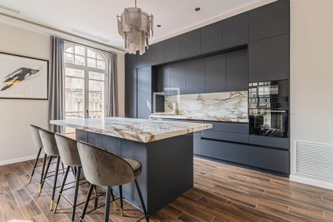 Продажа квартиры в Барселона, Испания 3 спальни, 119м2 №164883 - фото 7