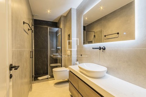 Продажа квартиры в Барселона, Испания 3 спальни, 119м2 №164883 - фото 19