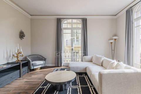 Продажа квартиры в Барселона, Испания 3 спальни, 119м2 №164883 - фото 10