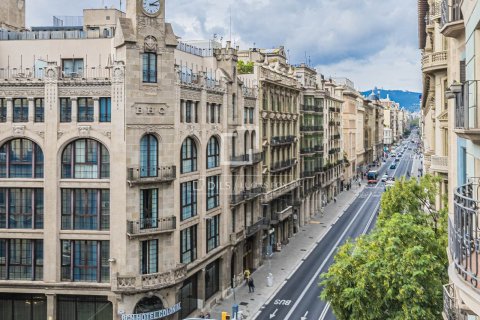 Продажа квартиры в Барселона, Испания 3 спальни, 119м2 №164883 - фото 28