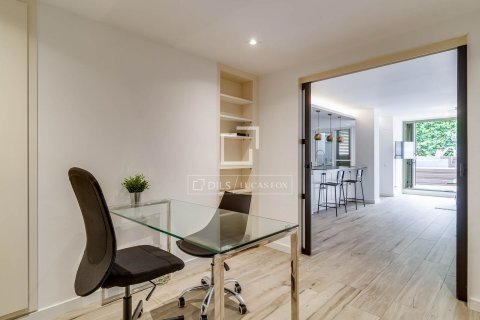 Аренда квартиры в Барселона, Испания 3 спальни, 135м2 №164881 - фото 11