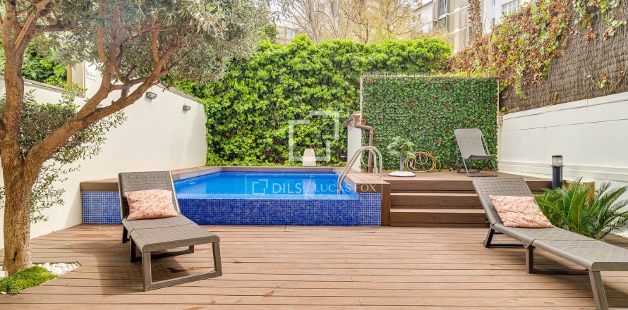 Квартира в Барселона, Испания 3 спальни, 135м2 №164881