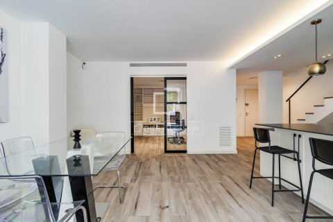 Аренда квартиры в Барселона, Испания 3 спальни, 135м2 №164881 - фото 8