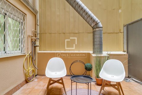 Аренда квартиры в Барселона, Испания 3 спальни, 135м2 №164881 - фото 28