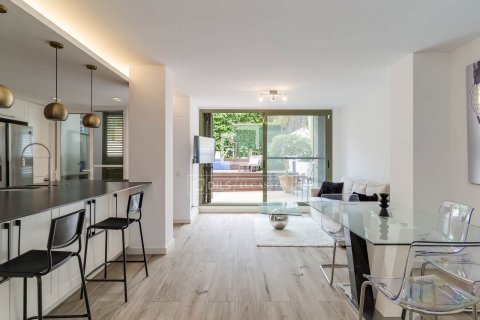 Аренда квартиры в Барселона, Испания 3 спальни, 135м2 №164881 - фото 5