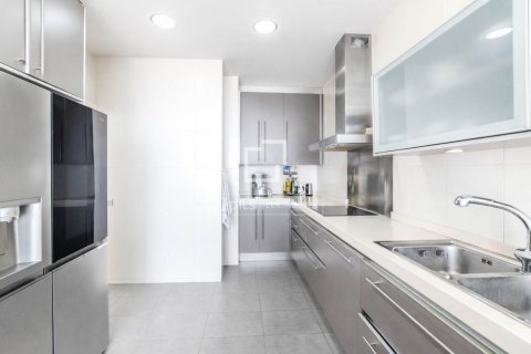 Villa for sale in Sitges, Barcelona, Spain 5 bedrooms, 448 sq.m. No. 164886 - photo 12