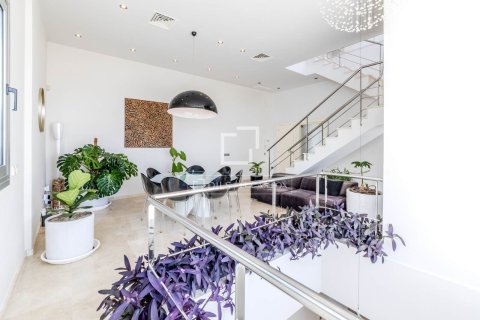 Villa for sale in Sitges, Barcelona, Spain 5 bedrooms, 448 sq.m. No. 164886 - photo 15