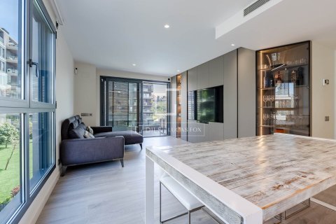 Продажа квартиры в Эсплугес-де-Льобрегат, Барселона, Испания 3 спальни, 120м2 №164882 - фото 5