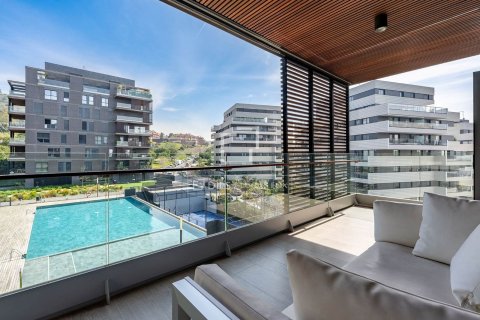 Квартира в Эсплугес-де-Льобрегат, Барселона, Испания 3 спальни, 120м2 №164882