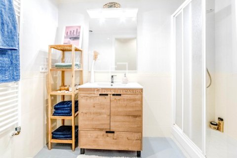 Villa for sale in Sitges, Barcelona, Spain 4 bedrooms, 254 sq.m. No. 164885 - photo 23