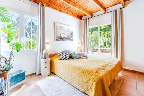 Villa for sale in Sitges, Barcelona, Spain 4 bedrooms, 254 sq.m. No. 164885 - photo 16