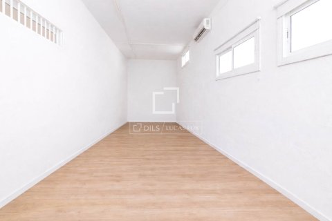 Villa for sale in Sitges, Barcelona, Spain 4 bedrooms, 254 sq.m. No. 164885 - photo 24