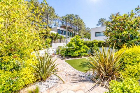 Villa for sale in Sitges, Barcelona, Spain 4 bedrooms, 254 sq.m. No. 164885 - photo 28