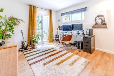 Villa for sale in Sitges, Barcelona, Spain 4 bedrooms, 254 sq.m. No. 164885 - photo 21