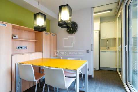 Villa for sale in Alella, Barcelona, Spain 3 bedrooms, 267 sq.m. No. 164884 - photo 16