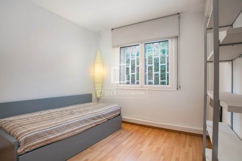 Villa for sale in Alella, Barcelona, Spain 3 bedrooms, 267 sq.m. No. 164884 - photo 20