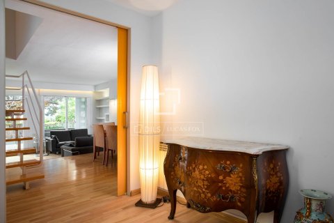 Villa for sale in Alella, Barcelona, Spain 3 bedrooms, 267 sq.m. No. 164884 - photo 9
