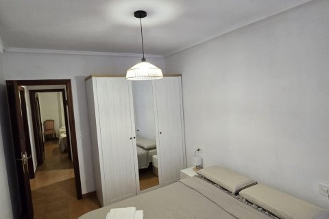 Lägenhet till salu Torrevieja, Alicante, Spanien 4 sovrum, 130 kvm. Nr. 139450 - foto 19