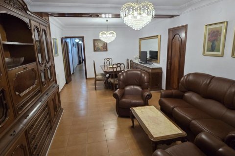 Lägenhet till salu Torrevieja, Alicante, Spanien 4 sovrum, 130 kvm. Nr. 139450 - foto 3