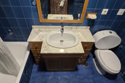 Lägenhet till salu Torrevieja, Alicante, Spanien 4 sovrum, 130 kvm. Nr. 139450 - foto 17