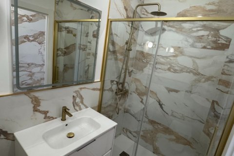 Apartament w Alicante, Hiszpania 2 sypialnie, 70 mkw. nr 151826 – zdjęcie 25