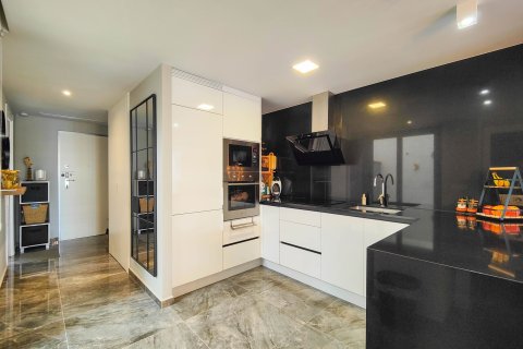 Продажа квартиры в Аликанте, Испания 2 спальни, 71м2 №151825 - фото 16