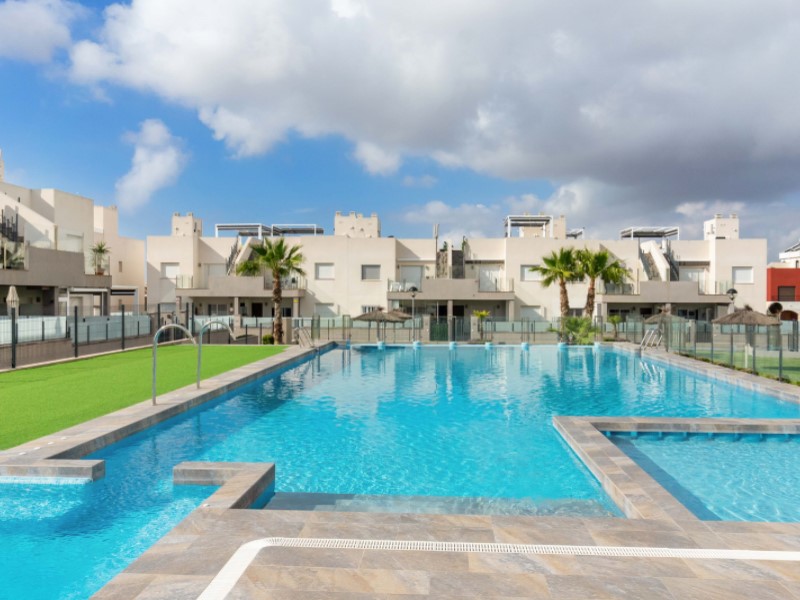 Apartment in Torrevieja, Alicante, Spain 2 bedrooms,  No. 151827