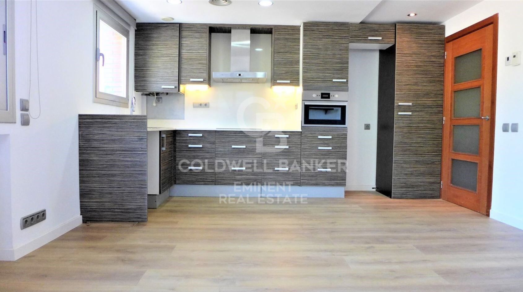 Apartment in Barcelona, Spain 3 bedrooms, 80 sq.m. No. 179056