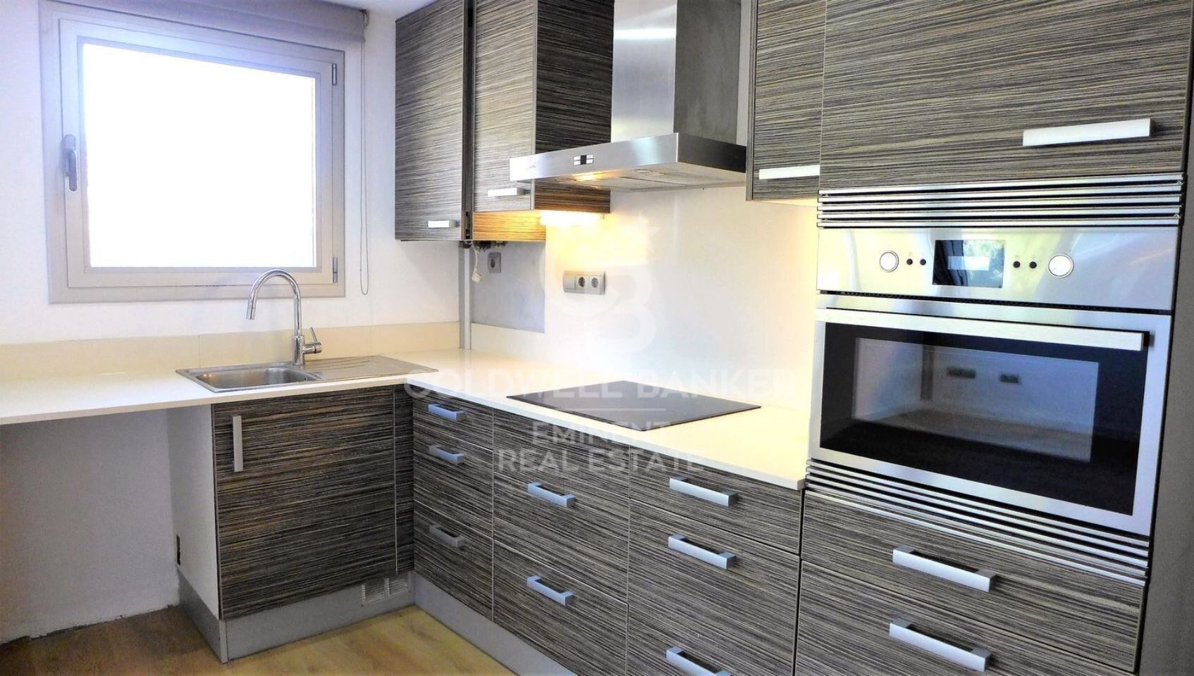 Apartment in Barcelona, Spain 3 bedrooms, 80 sq.m. No. 179056