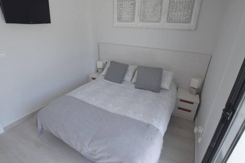 Lägenhet till salu i Torrevieja, Alicante, Spanien 2 sovrum, 84 kvm. Nr. 142874 - foto 11