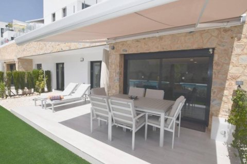 Lägenhet till salu i Torrevieja, Alicante, Spanien 2 sovrum, 84 kvm. Nr. 142874 - foto 2