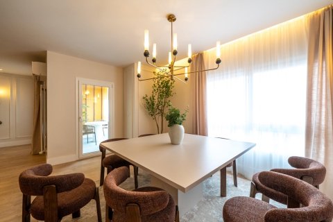 Продажа квартиры в Мадрид, Испания 3 спальни, 235м2 №142873 - фото 23