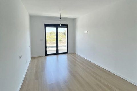 Villa for sale in Puig De Ros, Mallorca, Spain 4 bedrooms, 212 sq.m. No. 149933 - photo 8