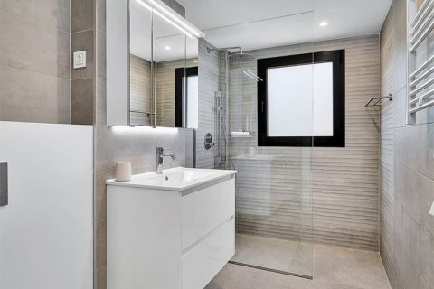 Huoneisto myytävänä Santa Ponsa, Mallorca, Espanja, 2 makuuhuonetta, 90 m2 No. 149934 - kuva 14