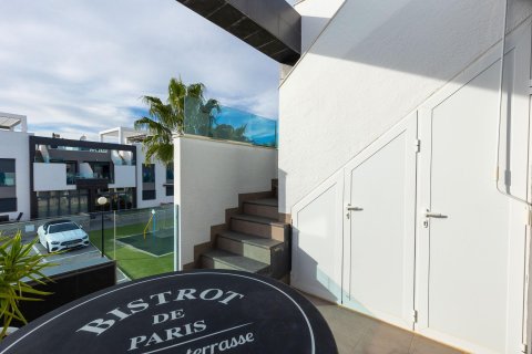 Bungalow for sale in Los Balcones, Alicante, Spain 2 bedrooms,  No. 140545 - photo 20