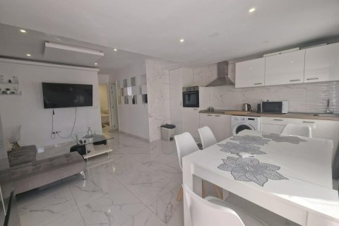 Villa en venta en Torrevieja, Alicante, España 2 dormitorios, 68 m2 No. 140546 - foto 8