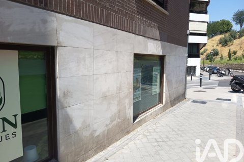 Komerciāls īpašums īrēšanai Madrid, Spānijā 4 istabas, 86 m2 Nr. 188491 - attēls 8
