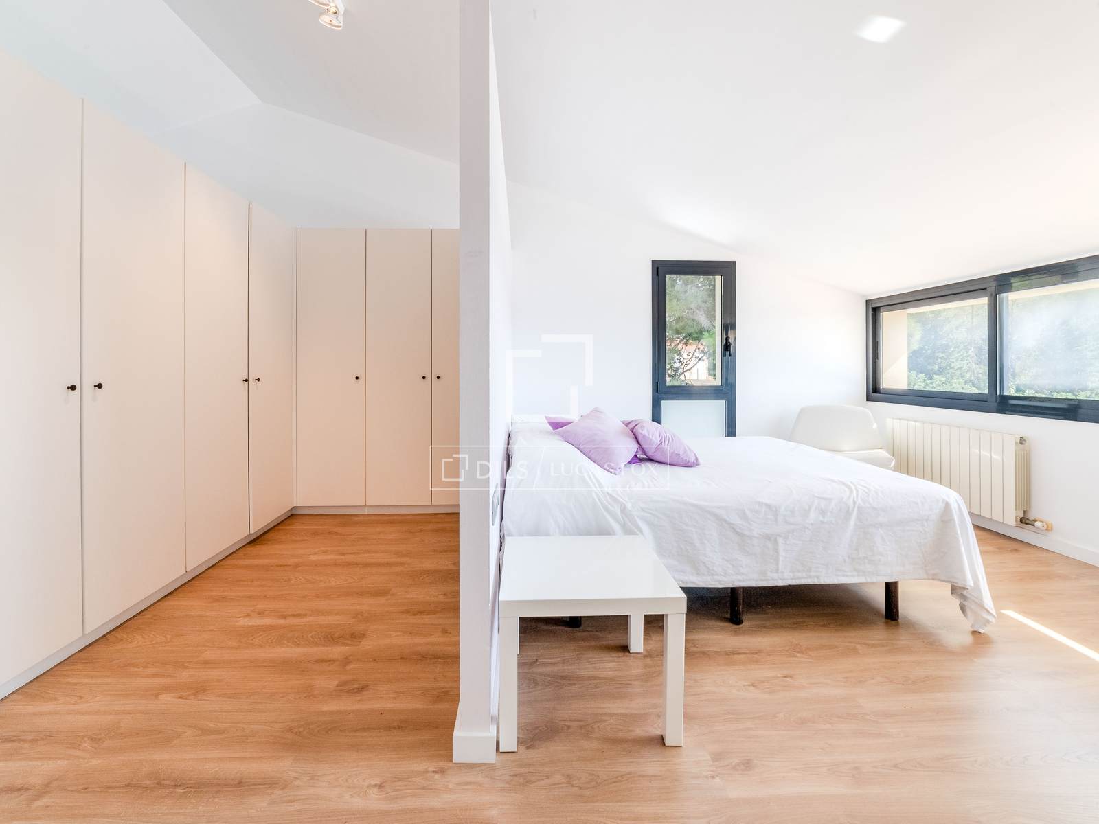 Huvila Sitges, Barcelona, Espanja 4 makuuhuonetta, 217 m2 No. 150365