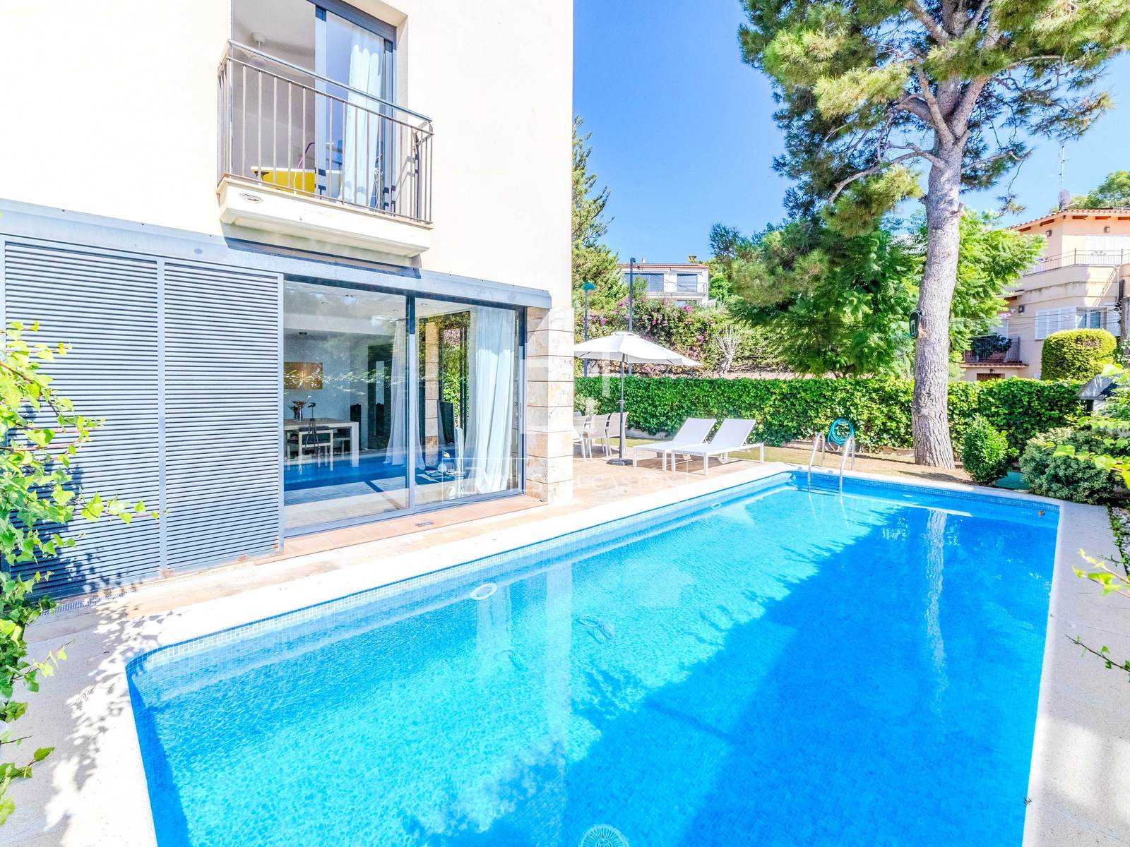 Huvila Sitges, Barcelona, Espanja 4 makuuhuonetta, 217 m2 No. 150365