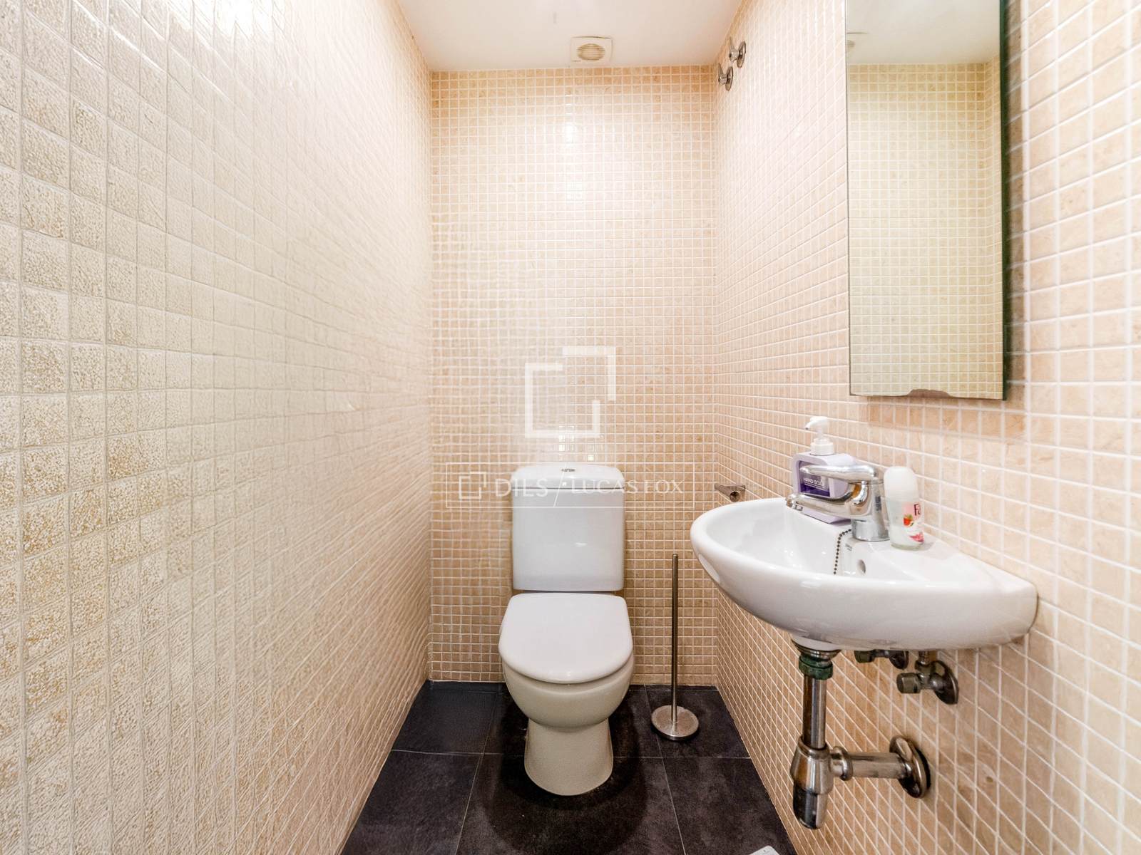 Huvila Sitges, Barcelona, Espanja 4 makuuhuonetta, 217 m2 No. 150365