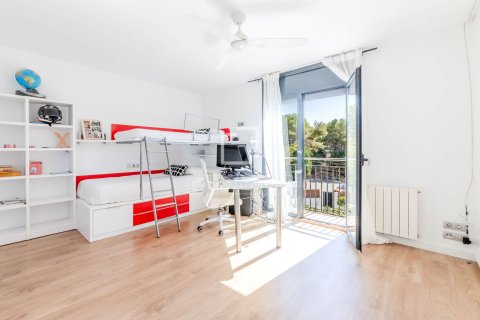 Villa for sale in Sitges, Barcelona, Spain 4 bedrooms, 217 sq.m. No. 150365 - photo 19