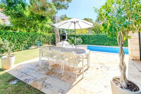 Villa for sale in Sitges, Barcelona, Spain 4 bedrooms, 217 sq.m. No. 150365 - photo 4